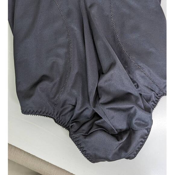 Vintage Shapewear Bodysuit - Picture 7 of 9